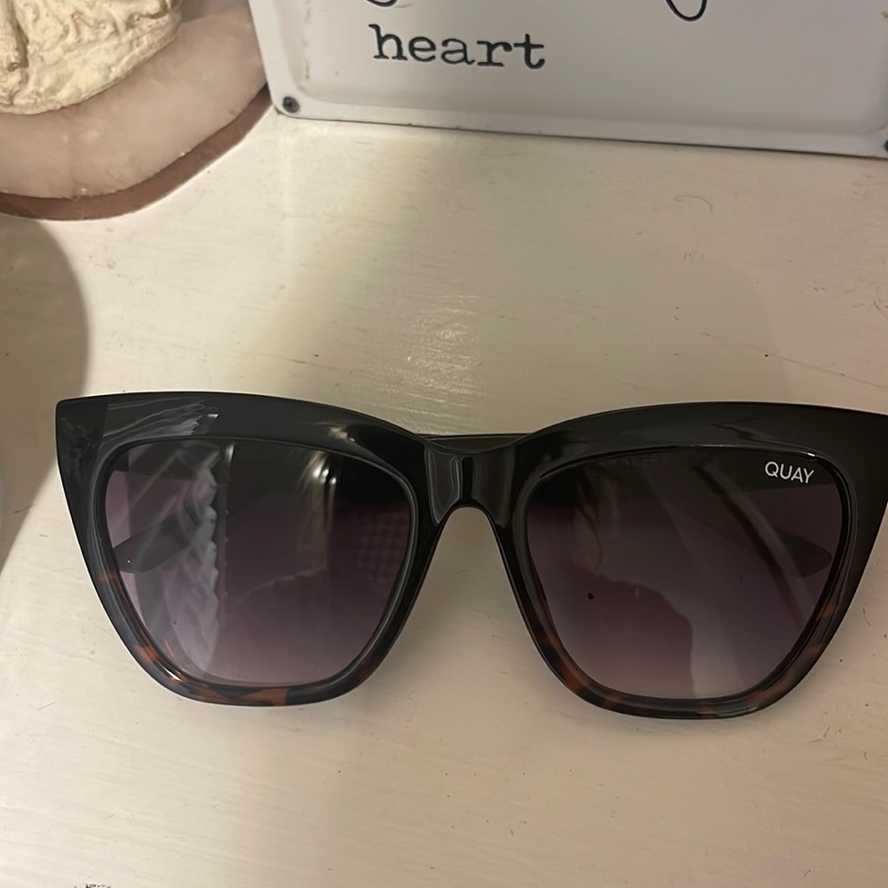 Quay sunglasses “for keeps”